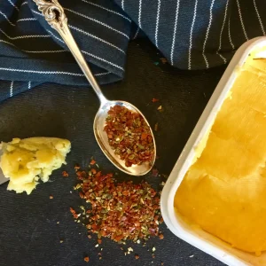 Kryddersmør sterk 250 gram i boks